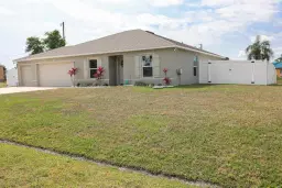 Picture of 402 SE Doat Street, Port St Lucie, FL 34983