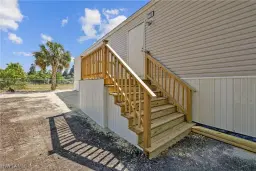 Picture of 7728 Breeze Dr, North Fort Myers, FL 33917