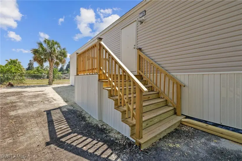 Picture of 7728 Breeze Dr, North Fort Myers FL 33917