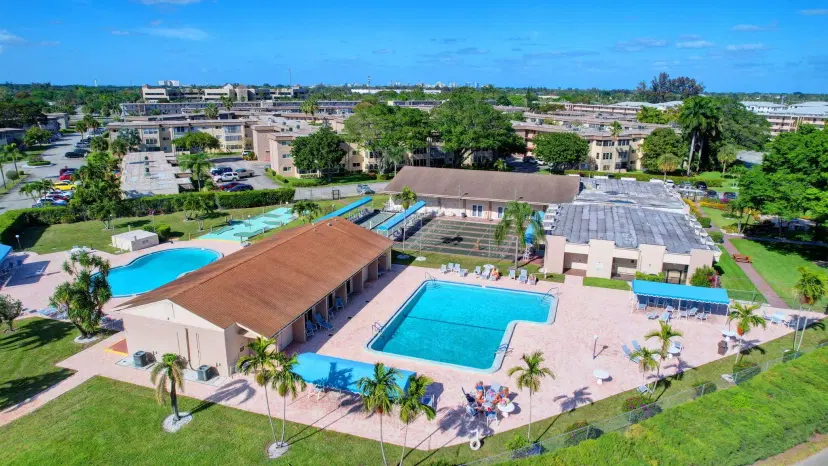 Picture of 702 Lori Drive Apt 194, Palm Springs FL 33461