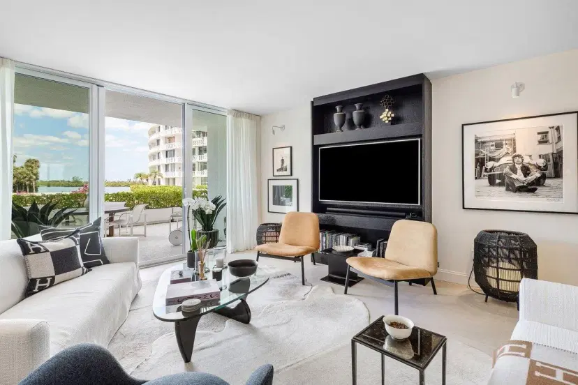 Picture of 2760 S Ocean Boulevard 116, Palm Beach FL 33480