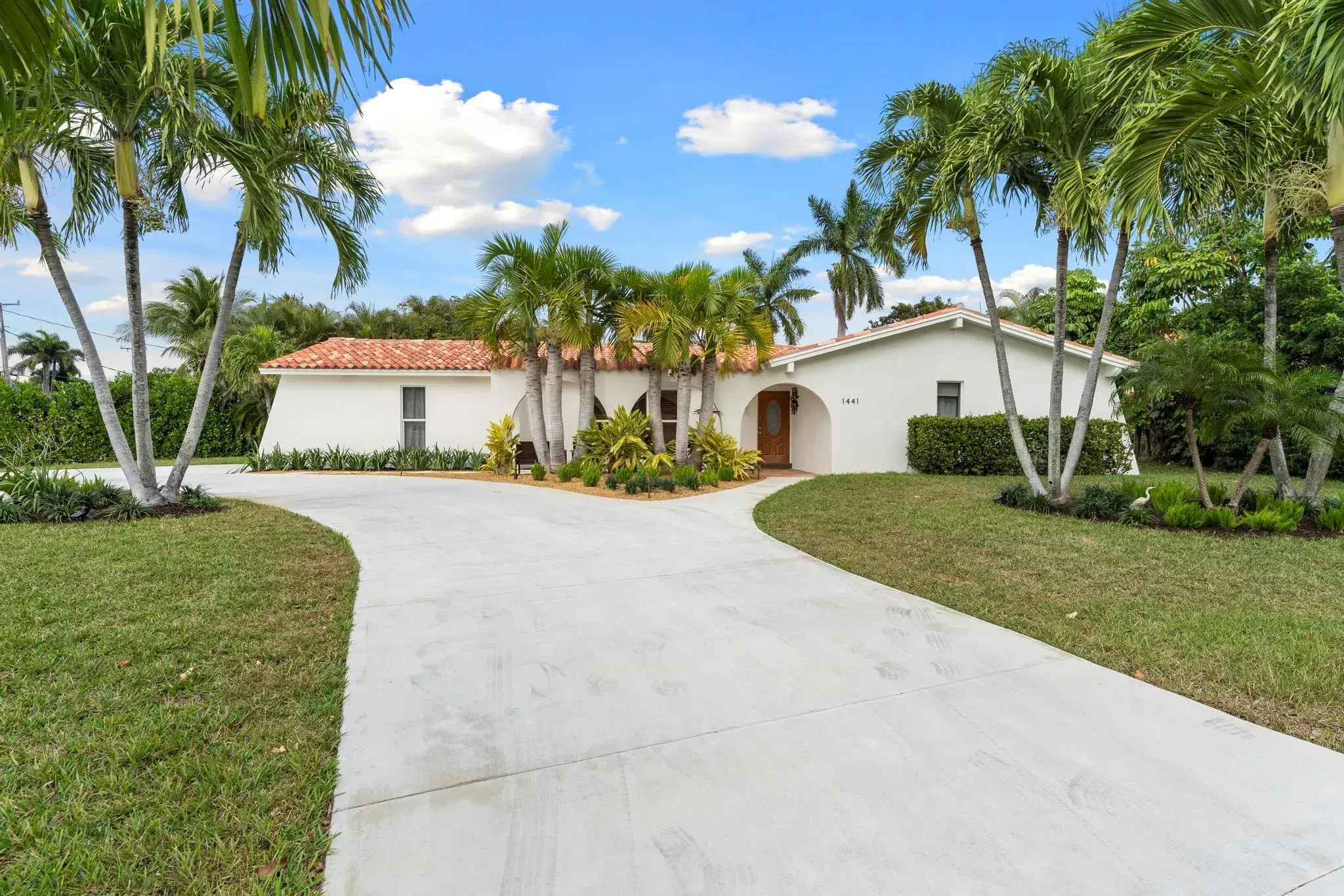 Picture of 1441 Indian Road E, Lake Clarke Shores, FL 33406