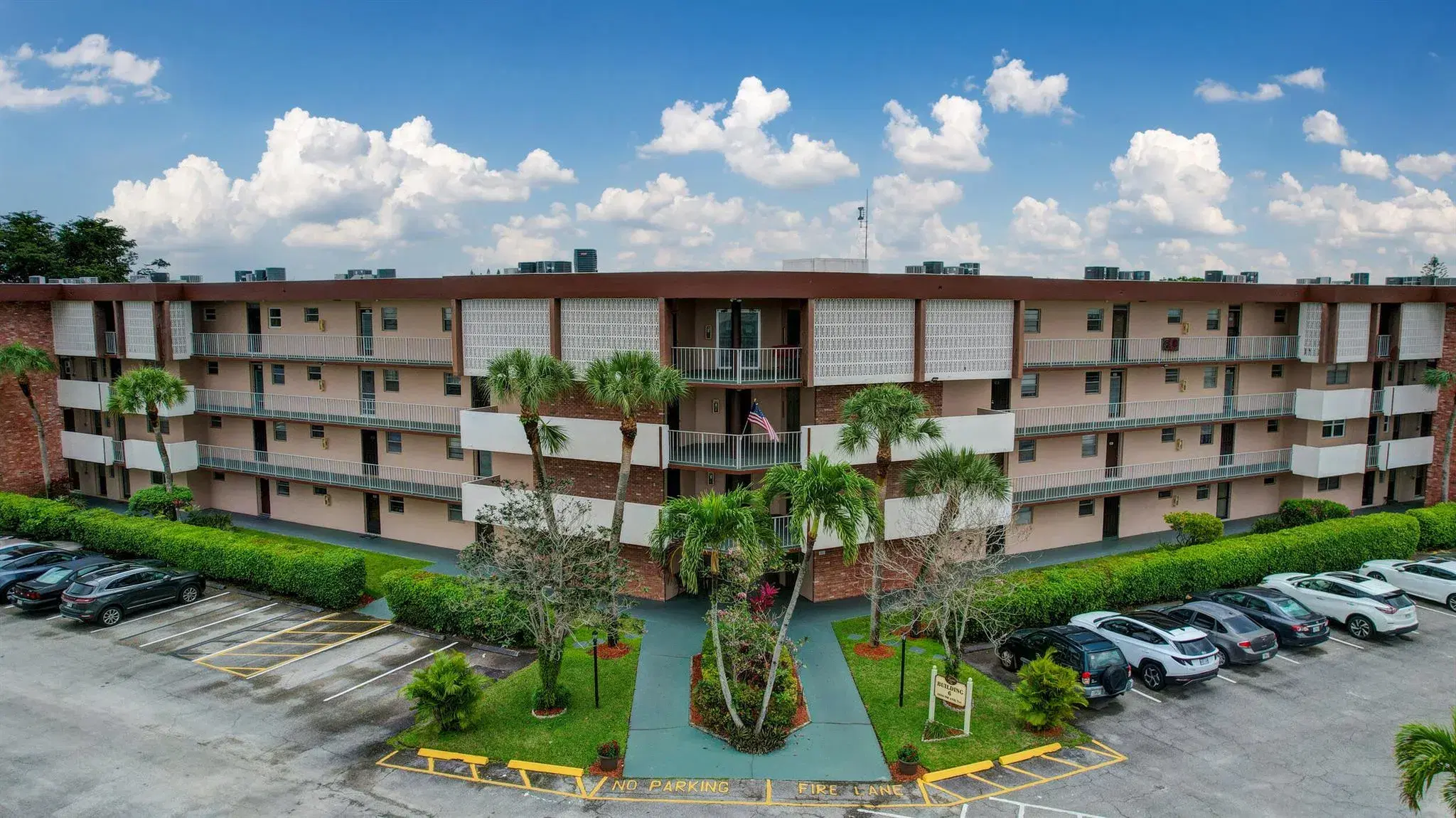 Picture of 2800 NW 47Th Terrace 203B, Lauderdale Lakes, FL 33313
