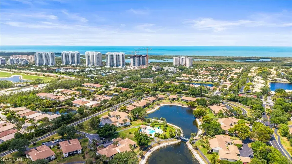 Picture of 517 Lake Louise Cir 101, Naples, FL 34110