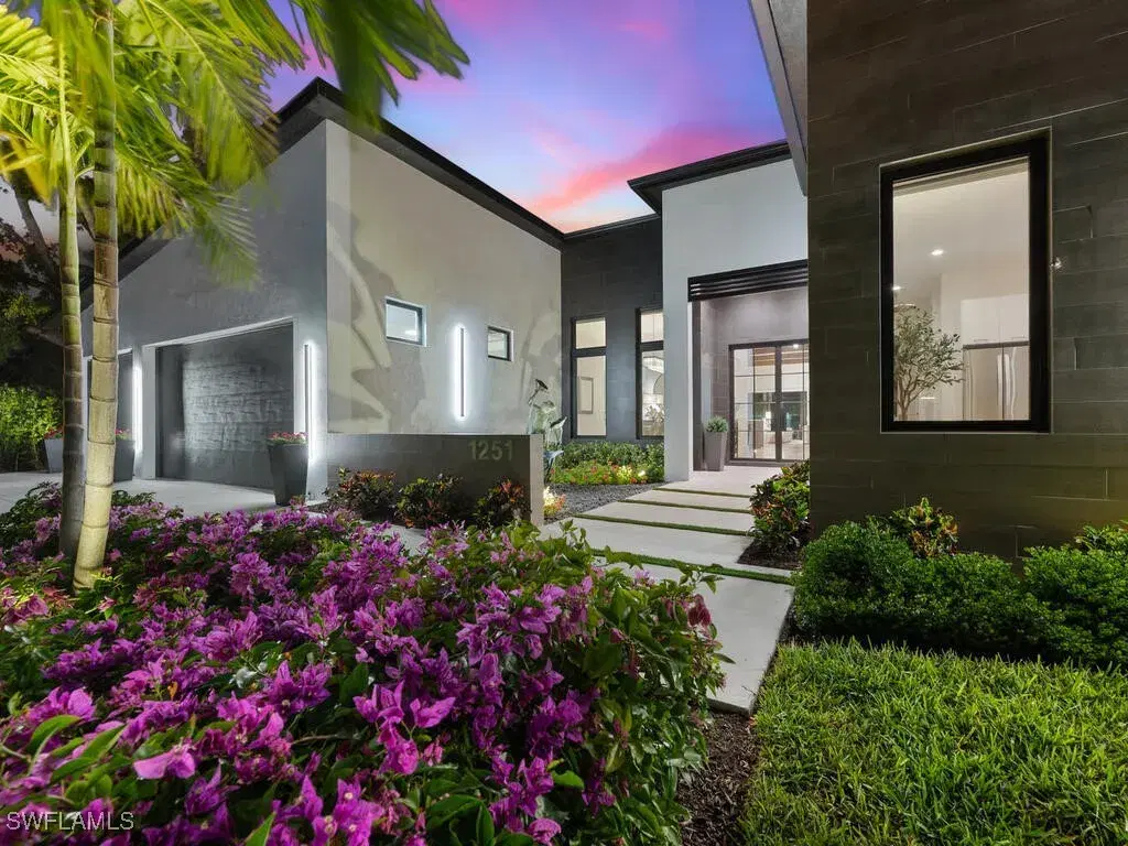 Picture of 1251 Creech Rd, Naples, FL 34103