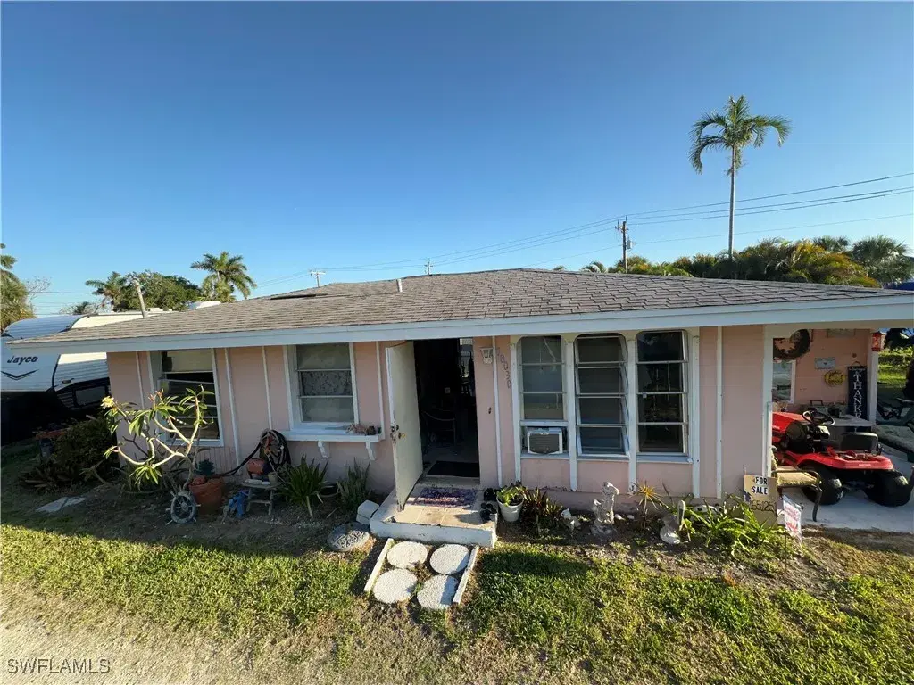Picture of 18030 Pioneer Road, Fort Myers, FL 33908