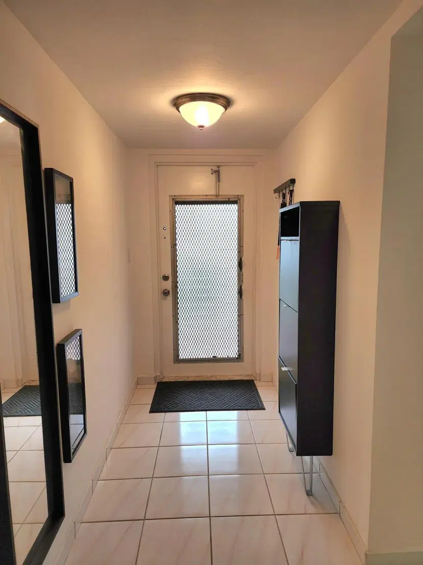 Picture of 9521 Sunrise Lakes Blvd 103, Sunrise FL 33322
