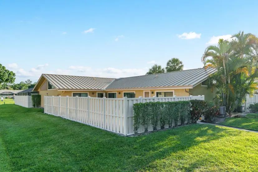 Picture of 5651 Golden Eagle Cir 5651, Palm Beach Gardens FL 33418