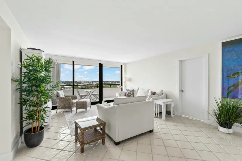 Picture of 3589 S Ocean Boulevard 808, South Palm Beach FL 33480