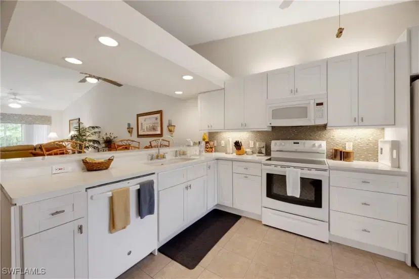 Picture of 1670 Windy Pines Dr 2506, Naples FL 34112
