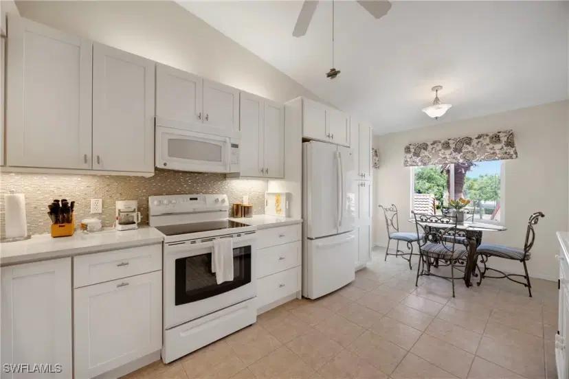 Picture of 1670 Windy Pines Dr 2506, Naples FL 34112