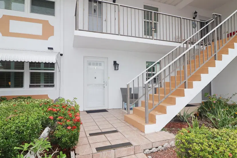 Picture of 133 Lakes End Drive E1, Fort Pierce FL 34982