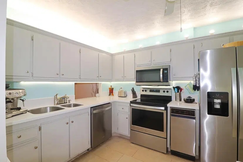 Picture of 133 Lakes End Drive E1, Fort Pierce FL 34982