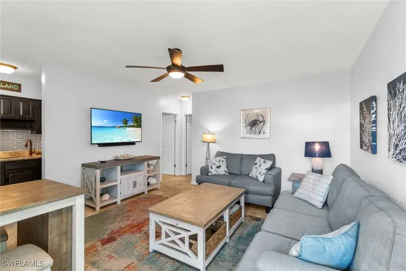 Picture of 130 N Collier Blvd G2, Marco Island FL 34145
