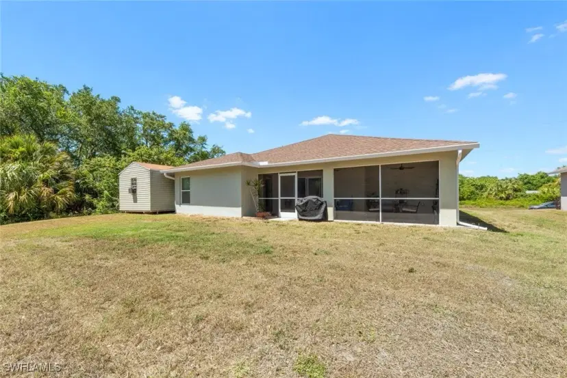 Picture of 2013 Granada Rd, Labelle FL 33935
