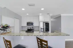 Picture of 532 Riverside Drive, Palm Beach Gardens, FL 33410