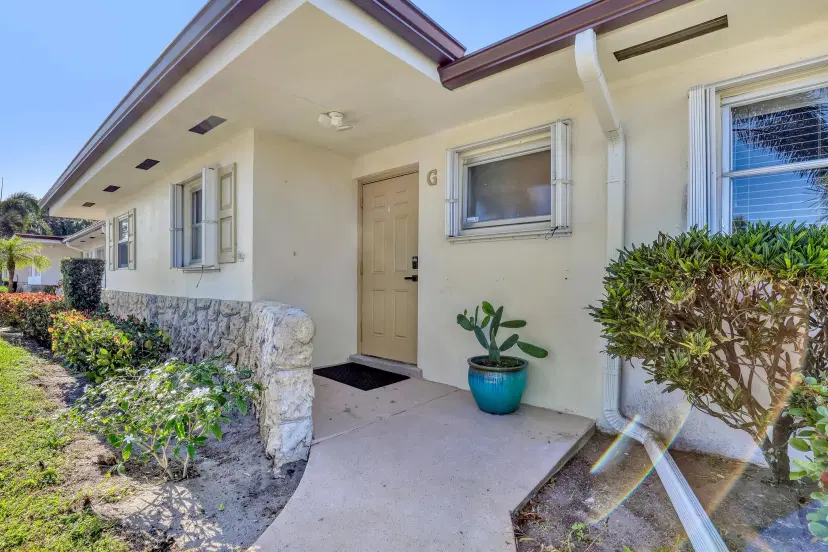 Picture of 2894 Crosley Drive E G, West Palm Beach FL 33415