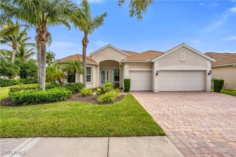 Picture of 8637 Julia Ln, Naples FL 34114