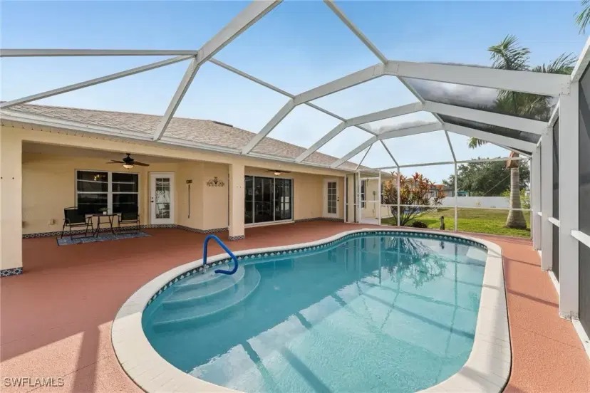 Picture of 206 NW 3Rd Pl, Cape Coral FL 33993