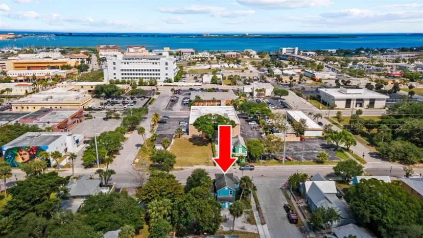 Picture of 700 Boston Avenue, Fort Pierce FL 34950