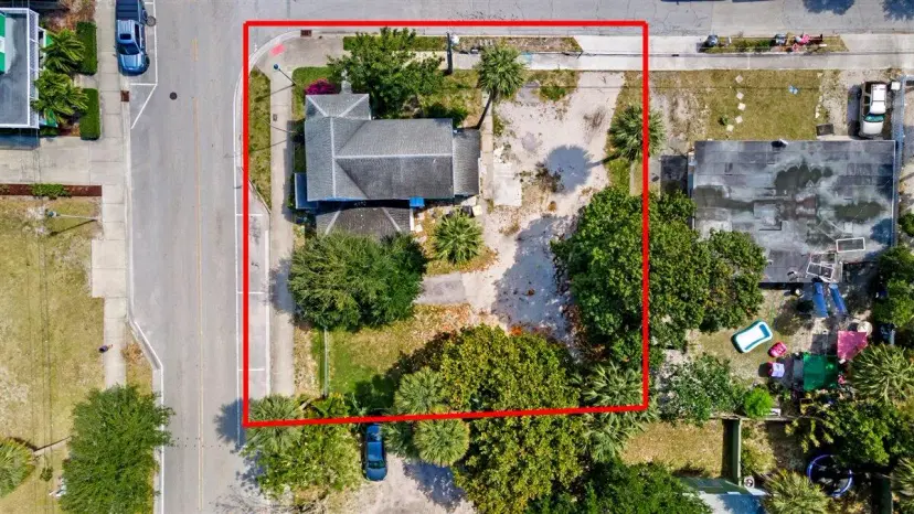 Picture of 700 Boston Avenue, Fort Pierce FL 34950