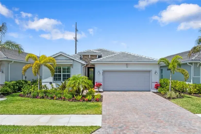 Picture of 496 Polihale Way, Naples FL 34114