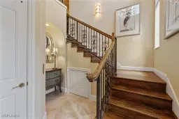 Picture of 3160 Serena Ln 202, Naples, FL 34114