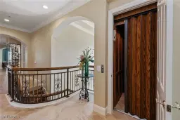Picture of 3160 Serena Ln 202, Naples, FL 34114