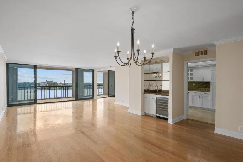 Picture of 400 N Flagler Drive 1405, West Palm Beach FL 33401