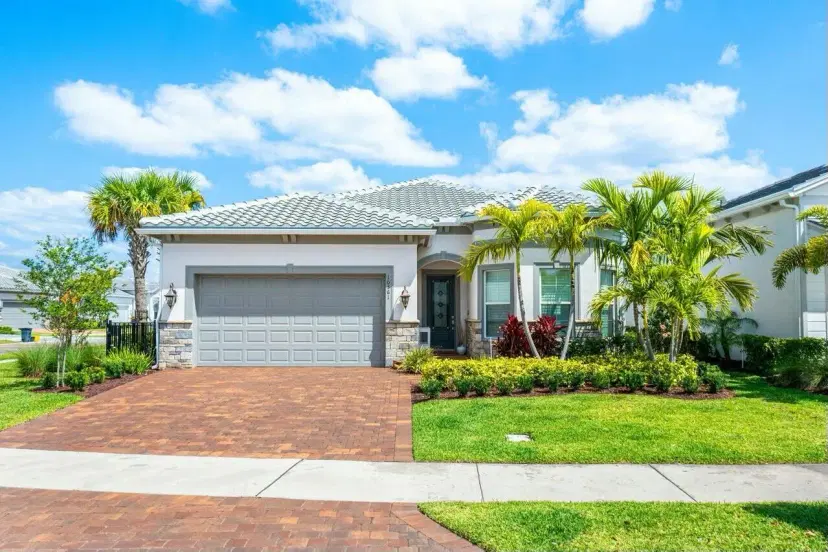 Picture of 10361 Northbrook Circle, Palm Beach Gardens FL 33412