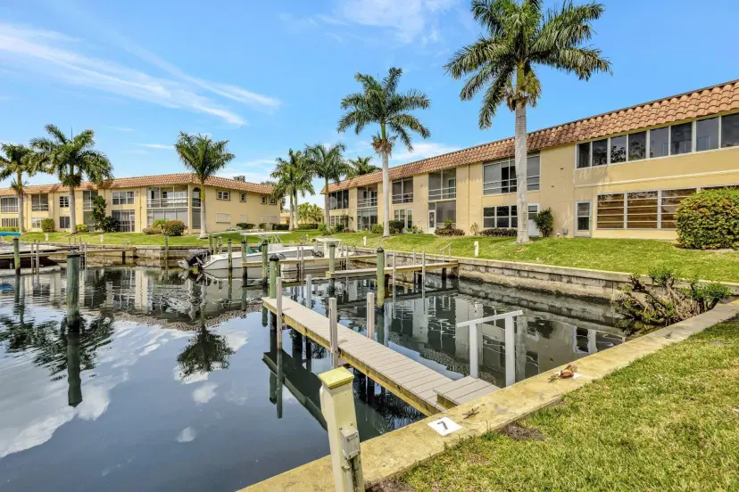 Picture of 2600 S Kanner Highway A3, Stuart FL 34994