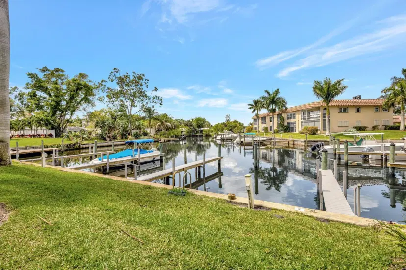 Picture of 2600 S Kanner Highway A3, Stuart FL 34994