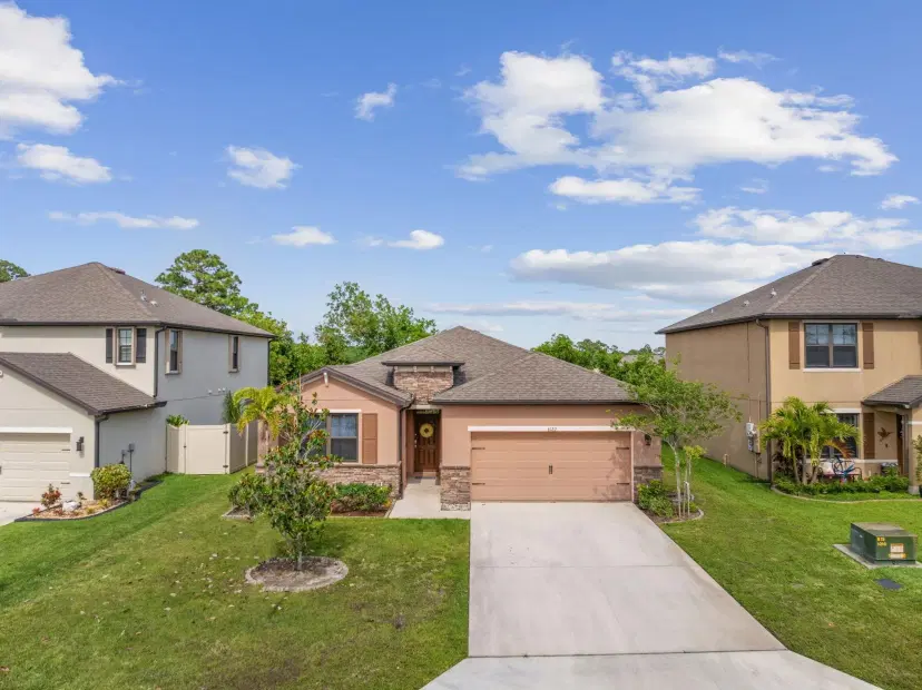Picture of 6122 NW Regent St, Saint Lucie West FL 34983