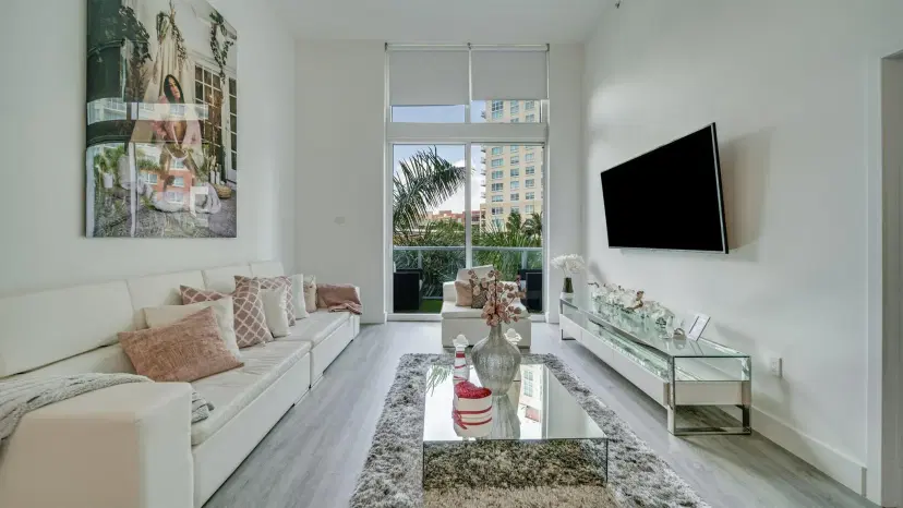 Picture of 1900 N Bayshore Drive 612, Miami FL 33132