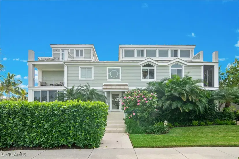Picture of 180 6Th Ave S 3, Naples FL 34102