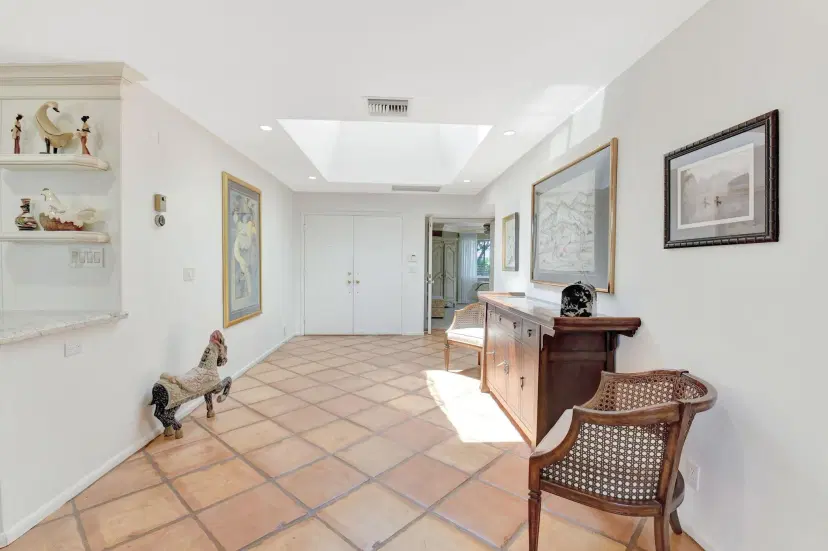 Picture of 18 Bristol Lane, Boynton Beach FL 33436