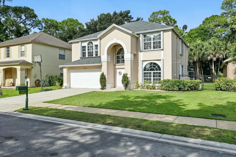 Picture of 15032 Oak Chase Court, Wellington FL 33414
