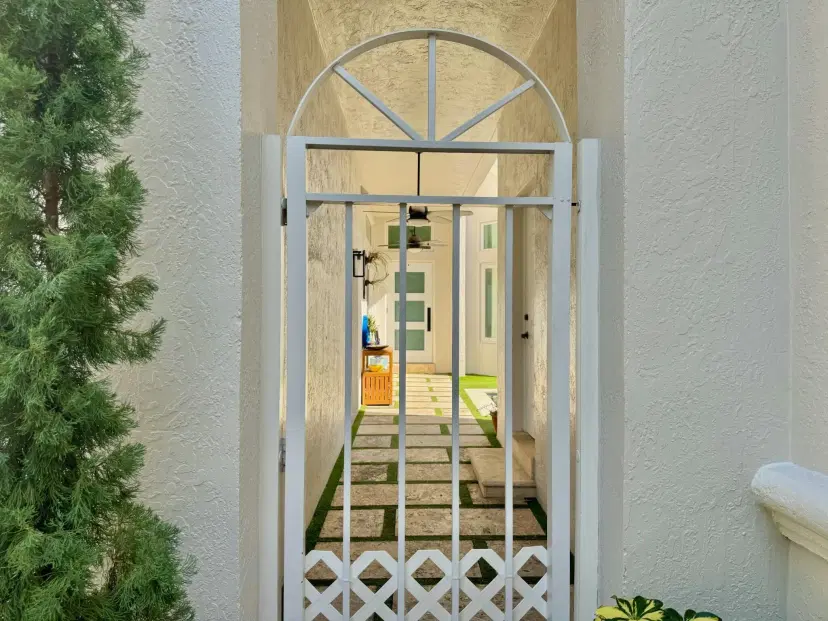 Picture of 1087 Satinleaf Street, Hollywood FL 33019