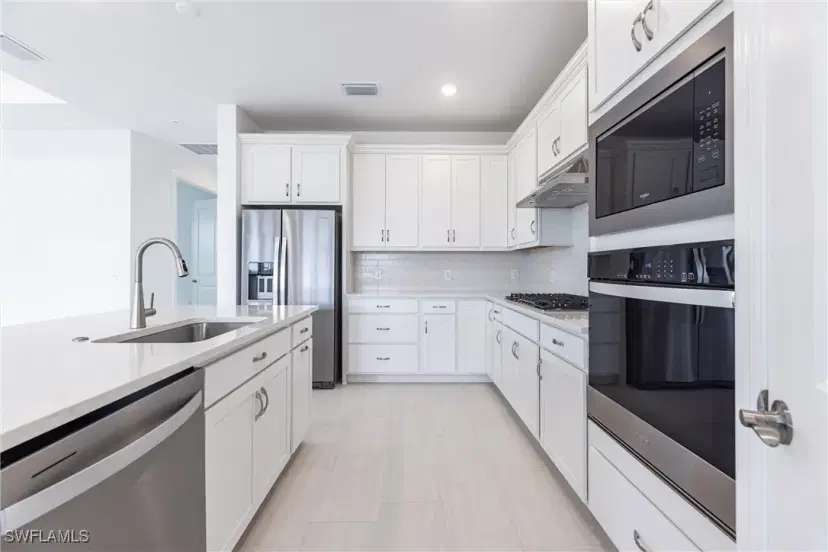 Picture of 1954 Fresno Ave, Naples FL 34120