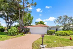 Picture of 19 Estate Drive, Boynton Beach, FL 33436