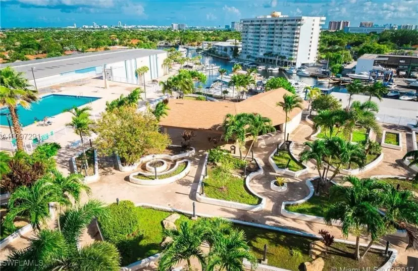 Picture of 13499 Biscayne Blvd S Ph1702, Miami FL 33181