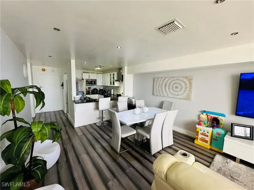 Picture of 13499 Biscayne Blvd S Ph1702, Miami FL 33181