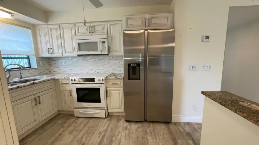 Picture of 249 Capri F, Delray Beach FL 33484