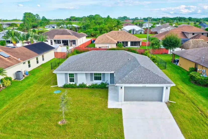 Picture of 1733 SW Columbia St, Port St Lucie FL 34987
