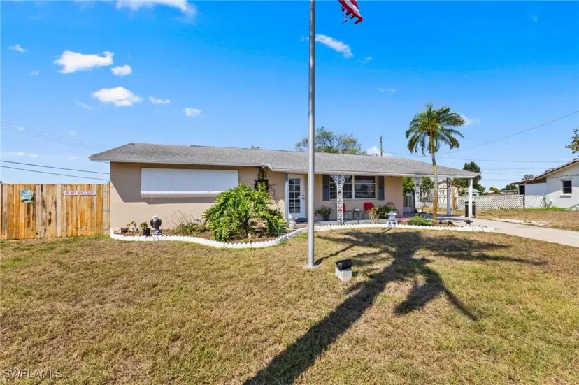 Picture of 312 Grovewood Ave S, Lehigh Acres FL 33936