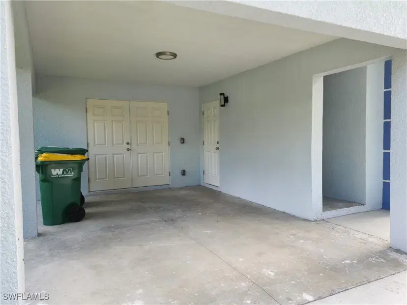 Picture of 17551 Robinson Ave, Port Charlotte FL 33948