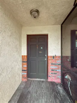 Picture of 118 SW Lancaster Ave, Port St Lucie, FL 34984