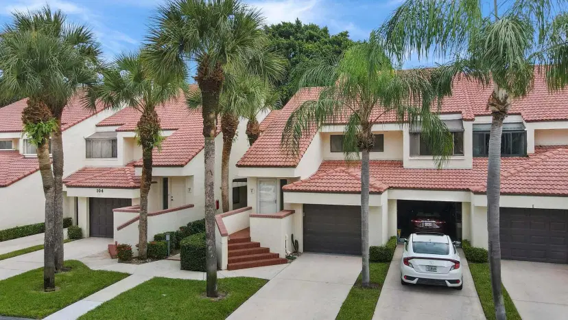 Picture of 104 Sea Oats G Drive G, Juno Beach FL 33408