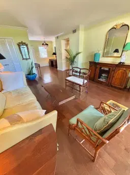 Picture of 139 Sunrise Avenue 1050, Palm Beach, FL 33480