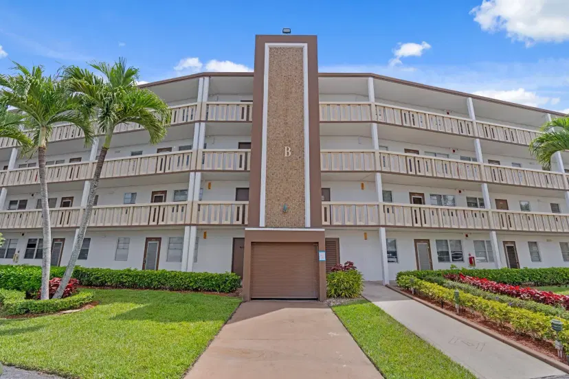 Picture of 2023 Guildford B B, Boca Raton FL 33434